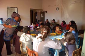 Comisión de Fomento, lugar en que los chicos deben asistir a clase y al comedor