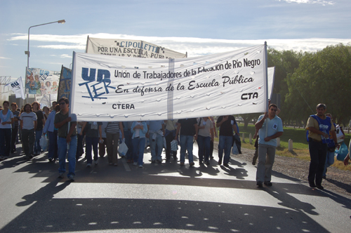 En este momento estás viendo UnTER 34 años en defensa de la escuela pública