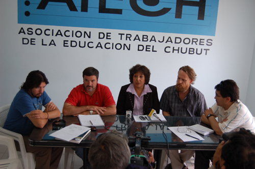 En este momento estás viendo Reunión de sindicatos docentes de la Patagonia