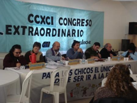 En este momento estás viendo Por amplia mayoría el Congreso CCXCI de UnTER aprobó la mejora salarial conquistada en paritarias por la conducción provincial