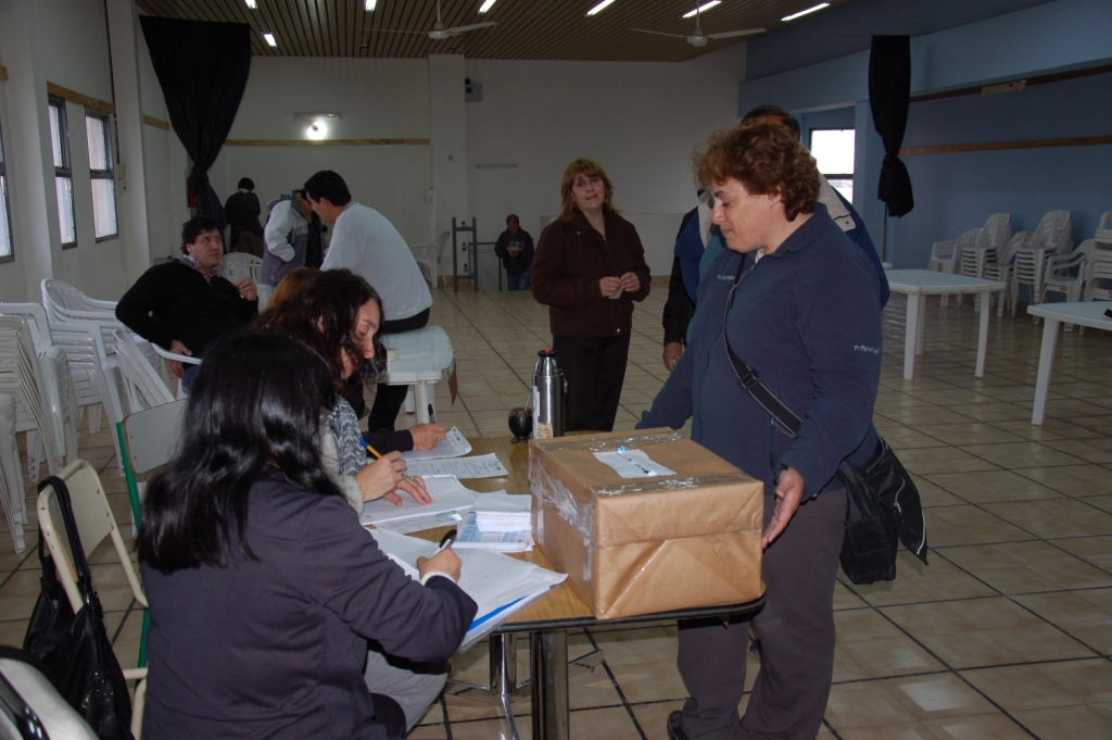 En este momento estás viendo Jornada de elecciones en UnTER