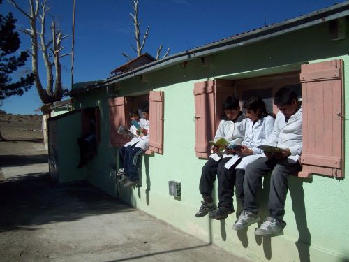 Lee más sobre el artículo Escuela Primaria Nº 65 de Chacay Huarruca