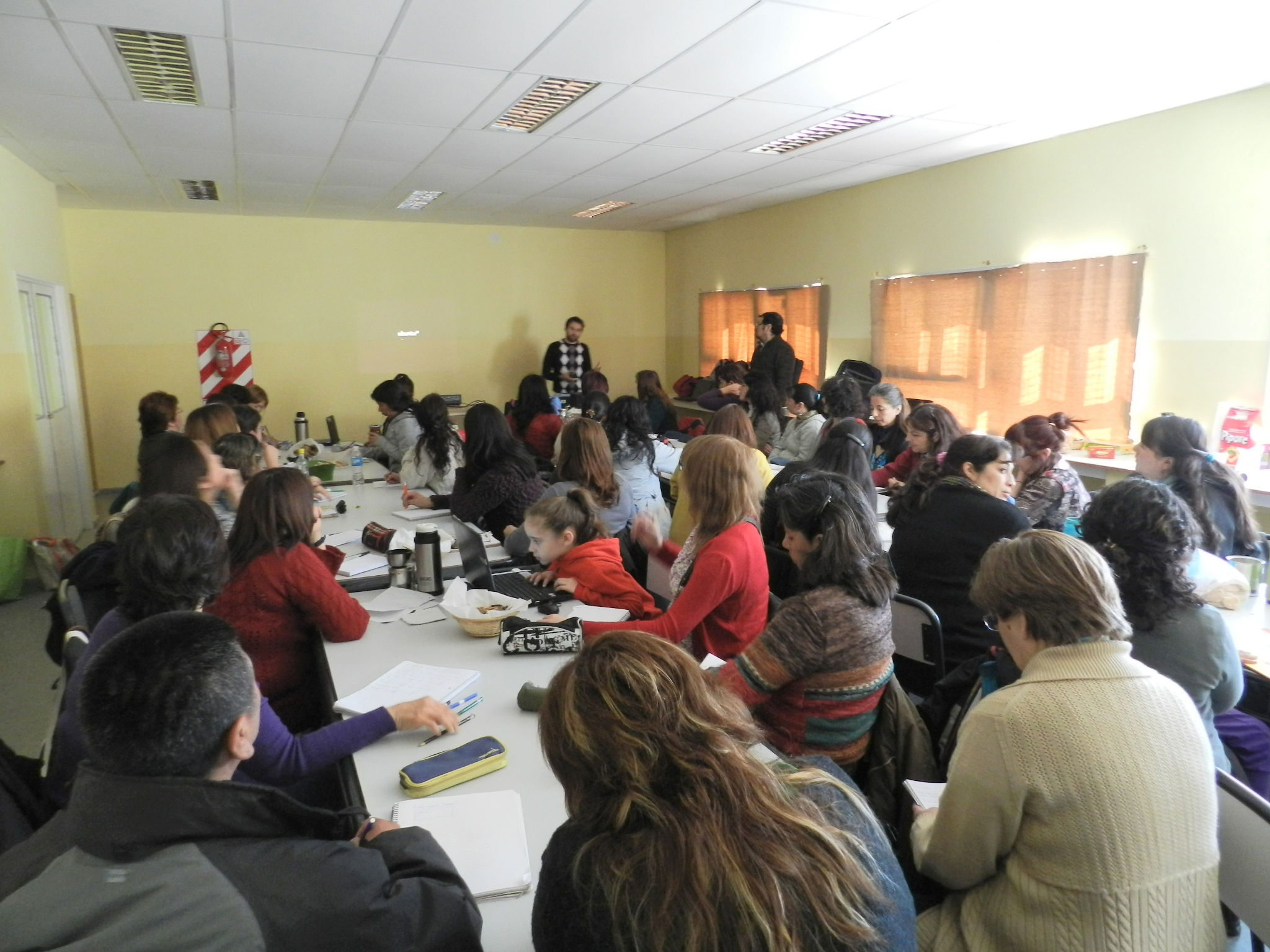 En este momento estás viendo Jornadas de Formación Docente,  “Aula Digital, un nuevo paradigma educativo”