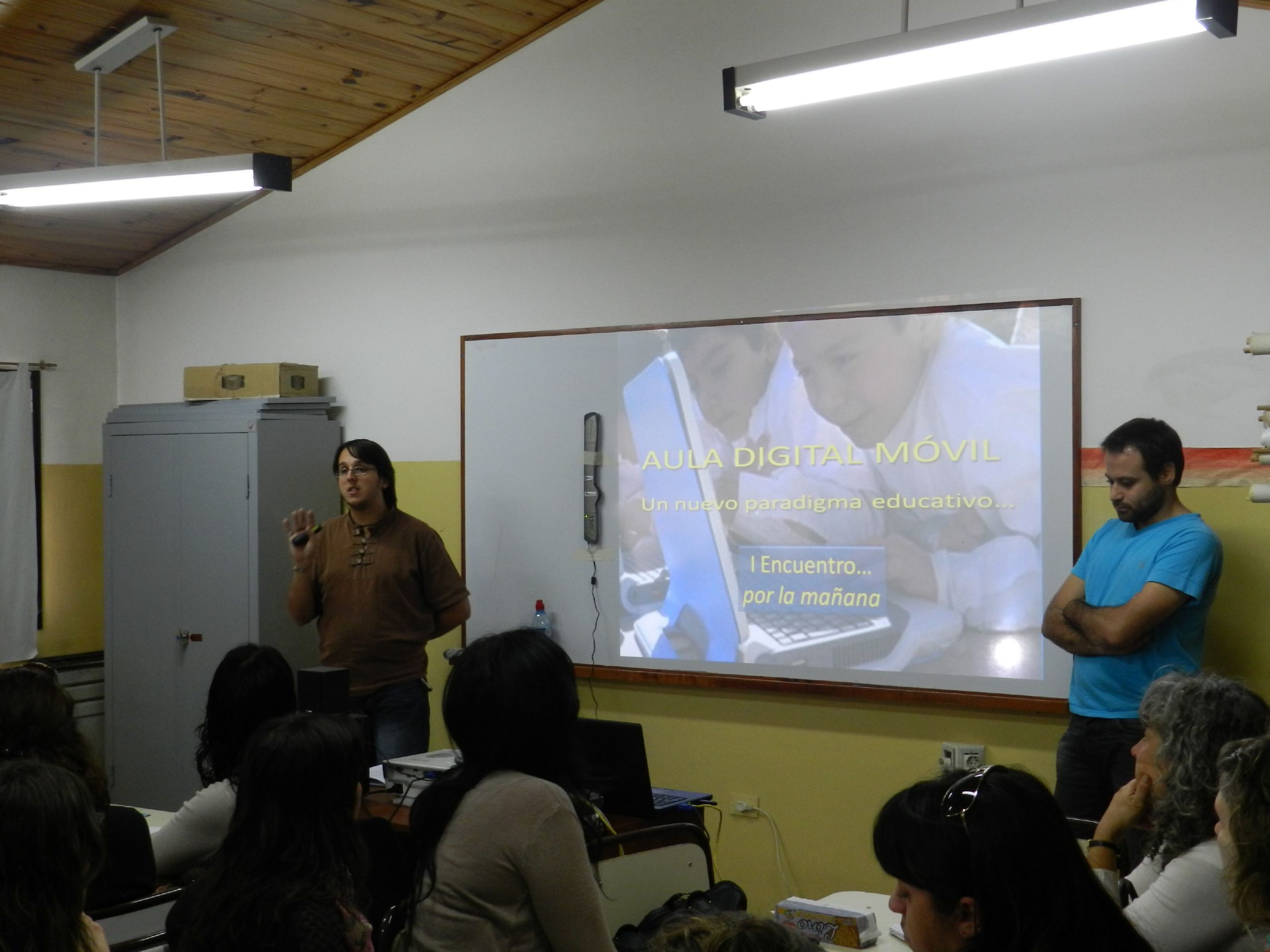 En este momento estás viendo Primera jornada de aula digital: un nuevo paradigma educativo