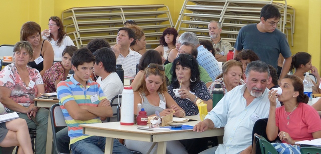 En este momento estás viendo Docentes deciden en Choele modalidad del paro