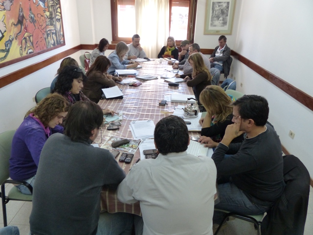 En este momento estás viendo Fuerte crítica de Secretarios/as Generales a Consejeros/as Escolares