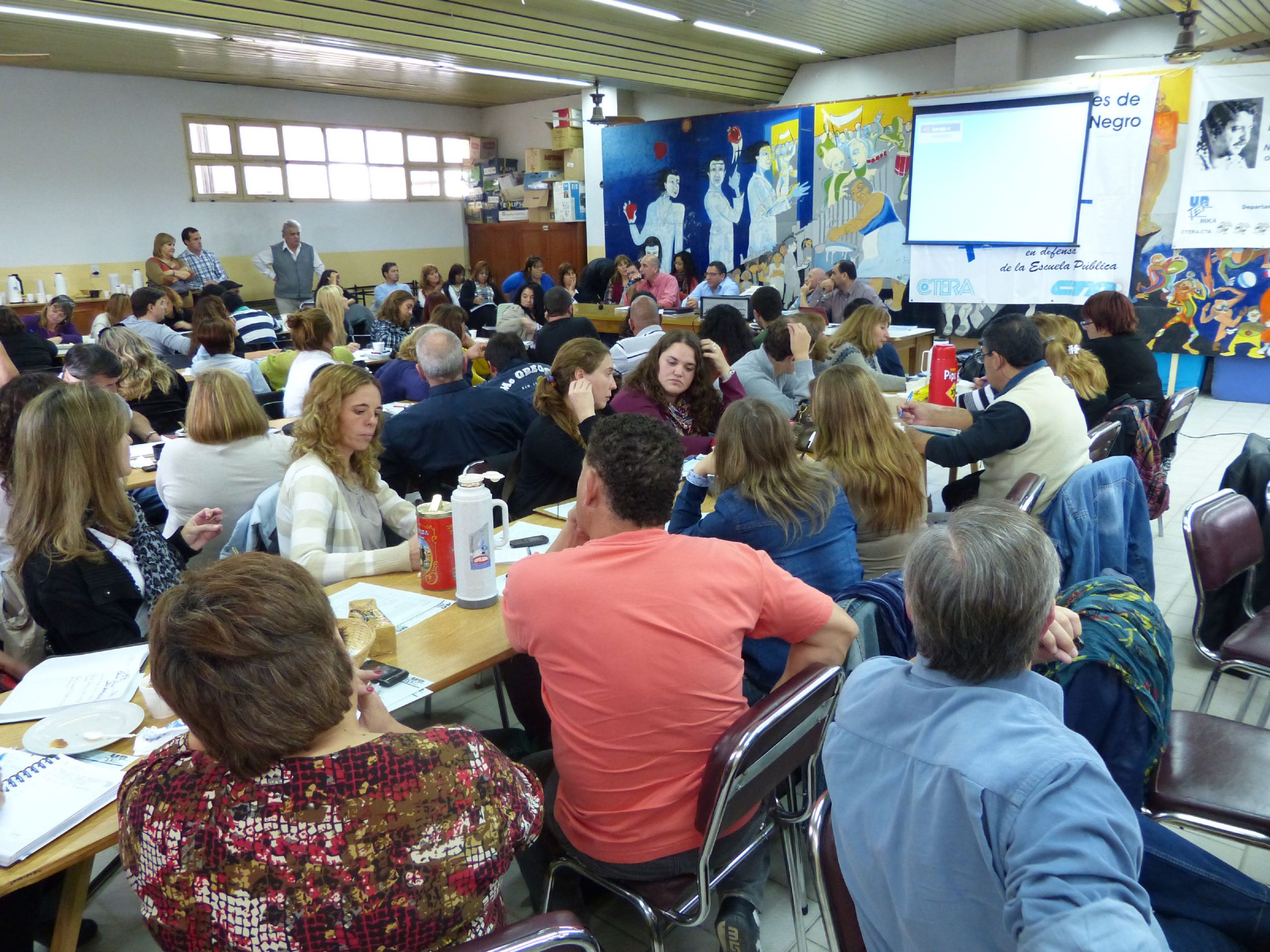 Lee más sobre el artículo Política Educativa de Niveles. Primer encuentro provincial