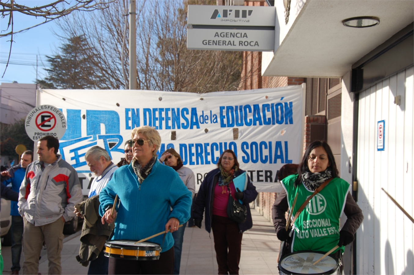 Lee más sobre el artículo Por eliminación del impuesto a las ganancias y condiciones laborales dignas