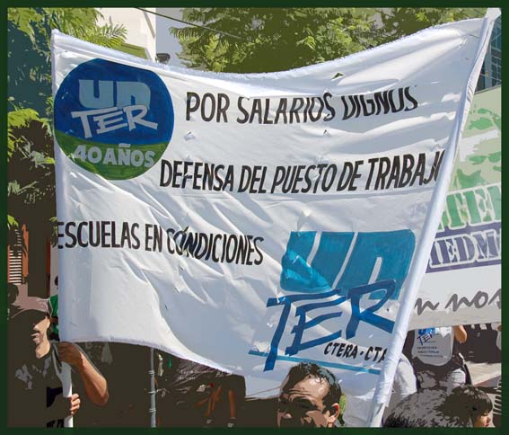 En este momento estás viendo Ante denuncias por falencias edilicias, responden con amenazas