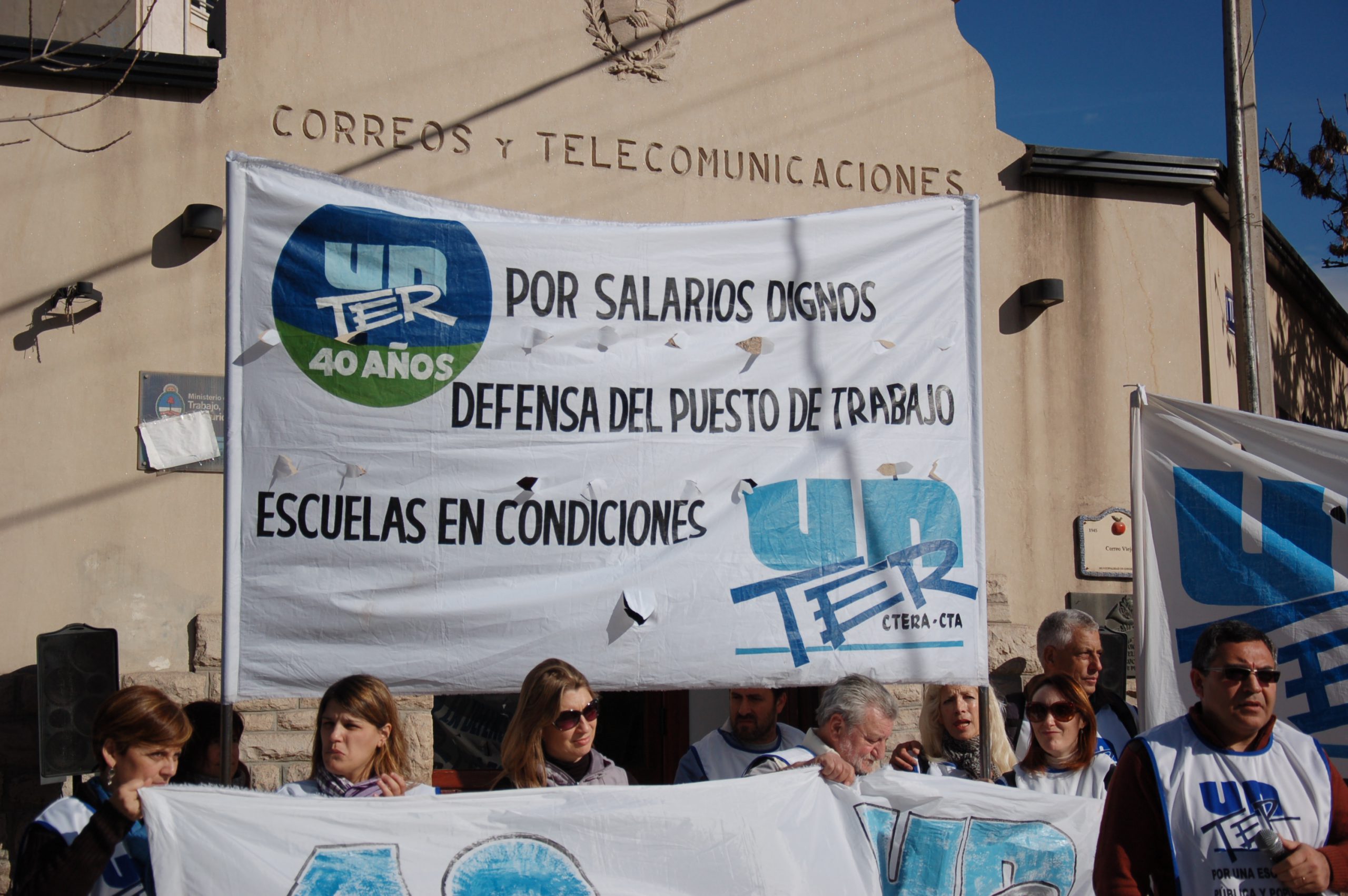 En este momento estás viendo Paritarias y reuniones de comisiones son espacios de lucha