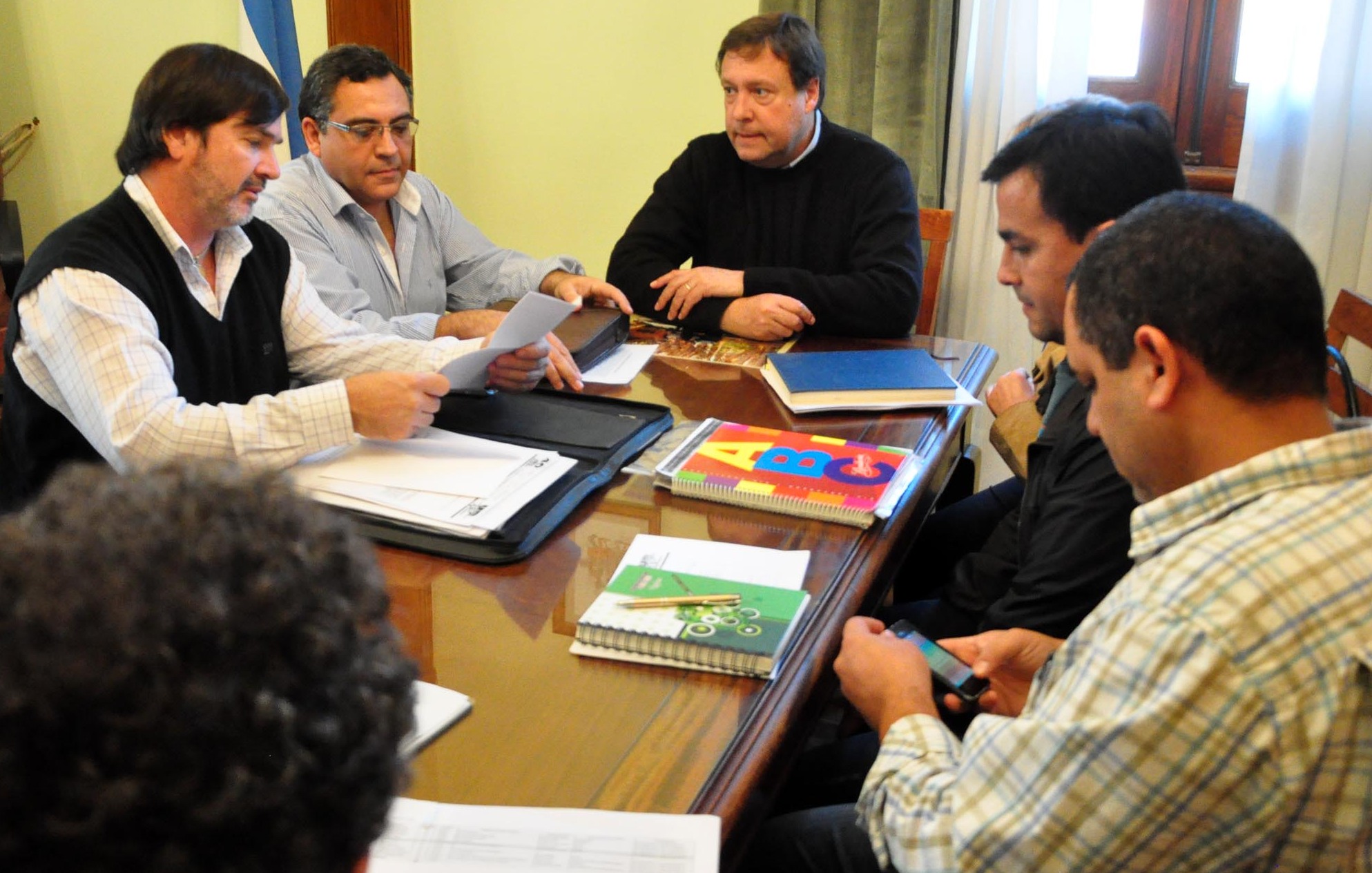 En este momento estás viendo Reunión de UnTER con el gobernador