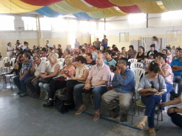 Lee más sobre el artículo Acompañamos a la comunidad educativa de la Escuela 196 de Villa Alberdi