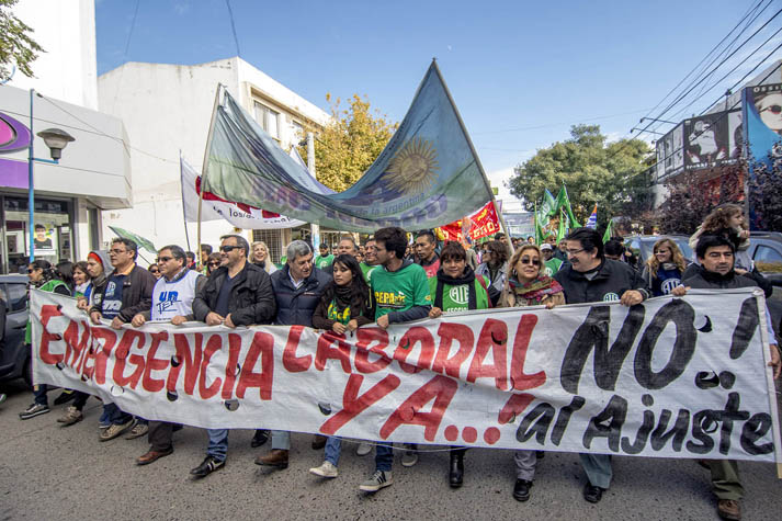 Lee más sobre el artículo El trabajo es un derecho no una variable de ajuste