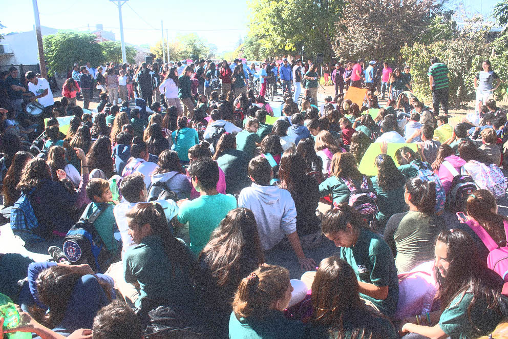 En este momento estás viendo Encuentro provincial de política educativa de Nivel Medio