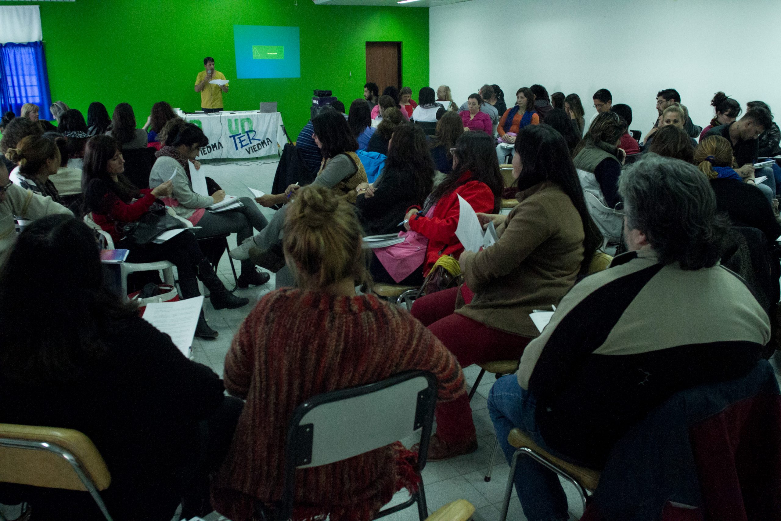 En este momento estás viendo Utilización de las fuentes orales en la escuela en Viedma