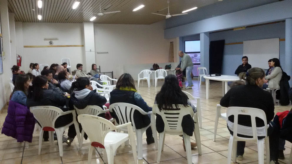 En este momento estás viendo Encuentro con preadjudicatarios/as de viviendas en Cipolletti