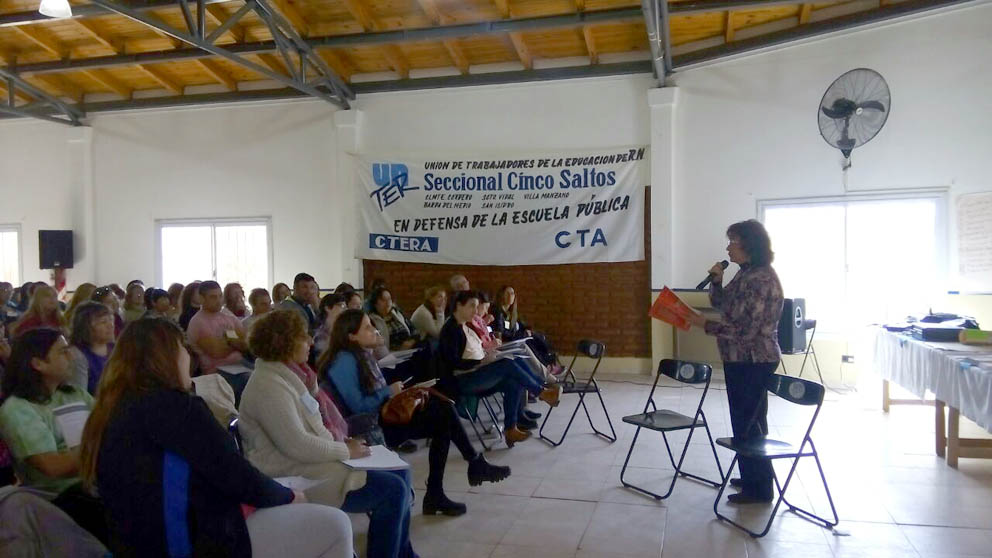 En este momento estás viendo Jornada de formación “Situaciones conflictivas en el aula…” en Cinco Saltos