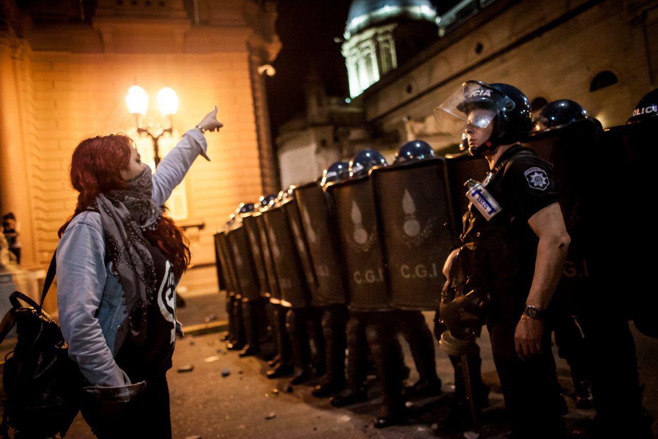 En este momento estás viendo UnTER repudia la represión en la marcha del XXXI ENM