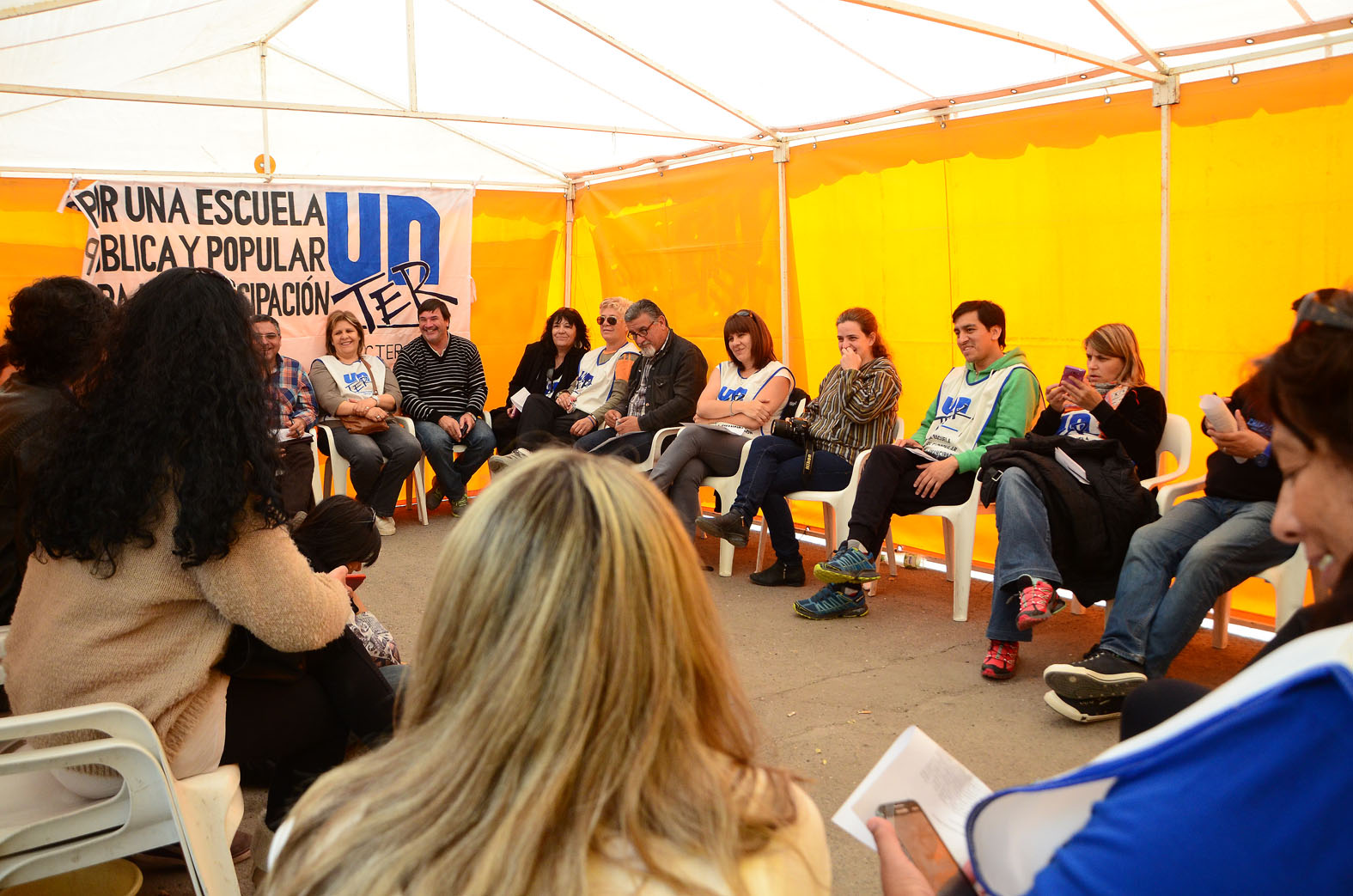 En este momento estás viendo Plenario de UnTER definió: Docentes no se van del Ministerio