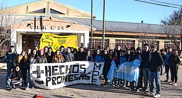 En este momento estás viendo Aguas turbias en escuelas del Alto Valle