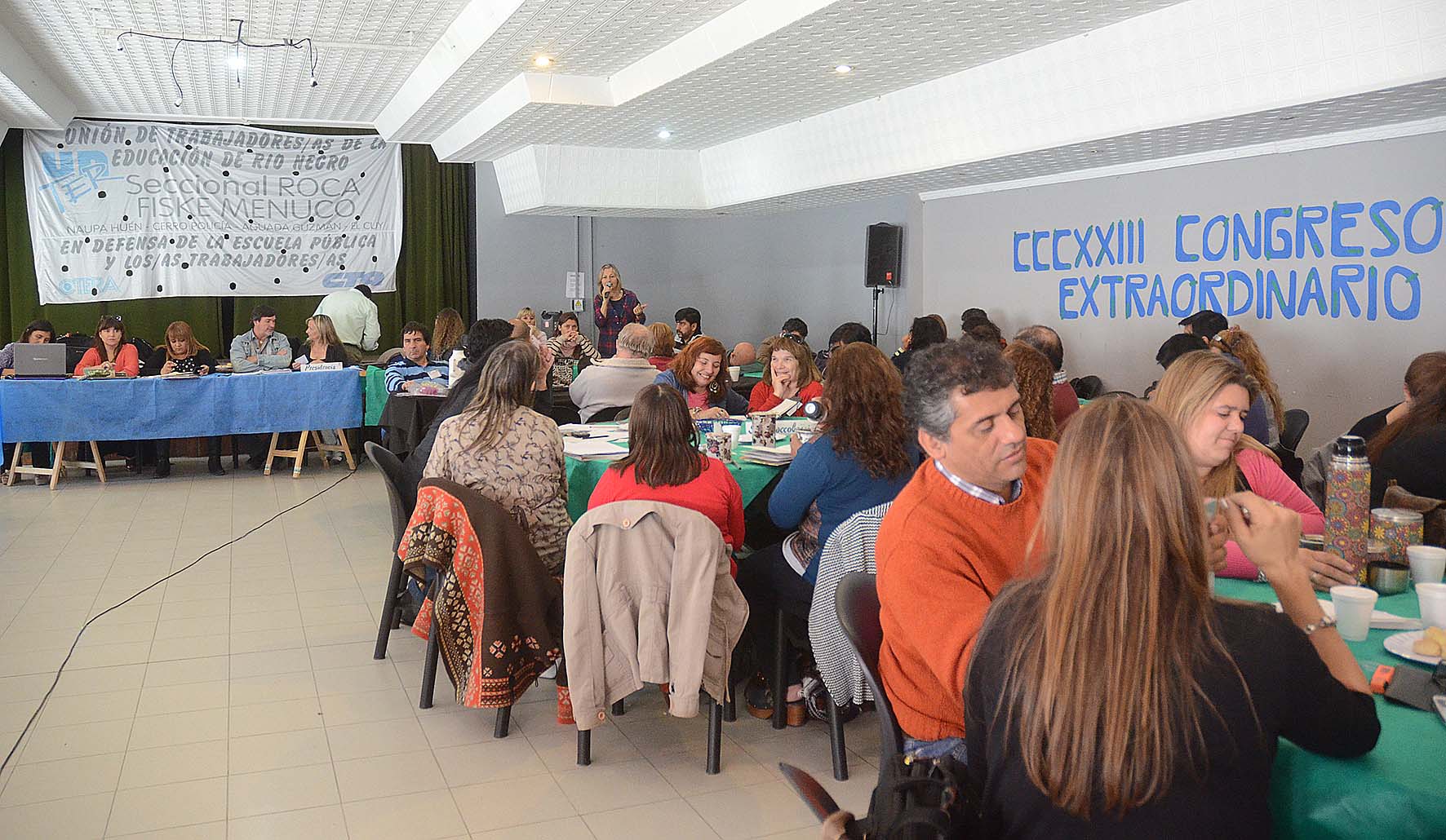 En este momento estás viendo Congreso de UnTER definió continuar sus reclamos en paritaria