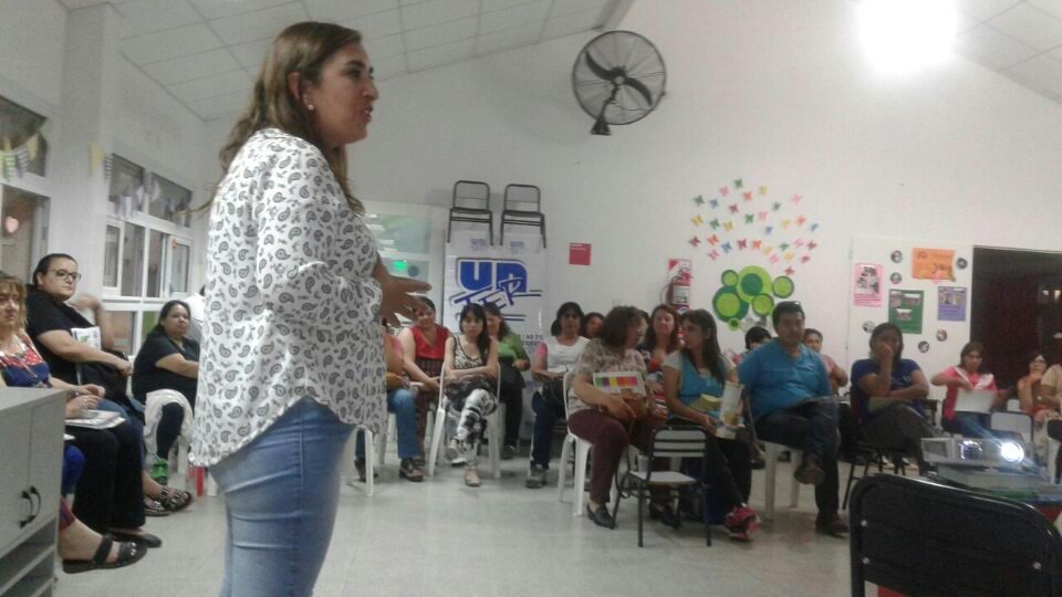 En este momento estás viendo Jornada de  Prevención de Riesgos en las Escuelas en Fernández Oro