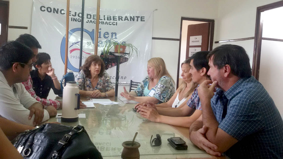 En este momento estás viendo En el Concejo Deliberante de Jacobacci para que se expida en relación a la reforma de educación secundaria