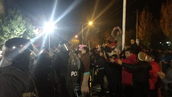 En este momento estás viendo Repudio a la violencia en Santa Cruz