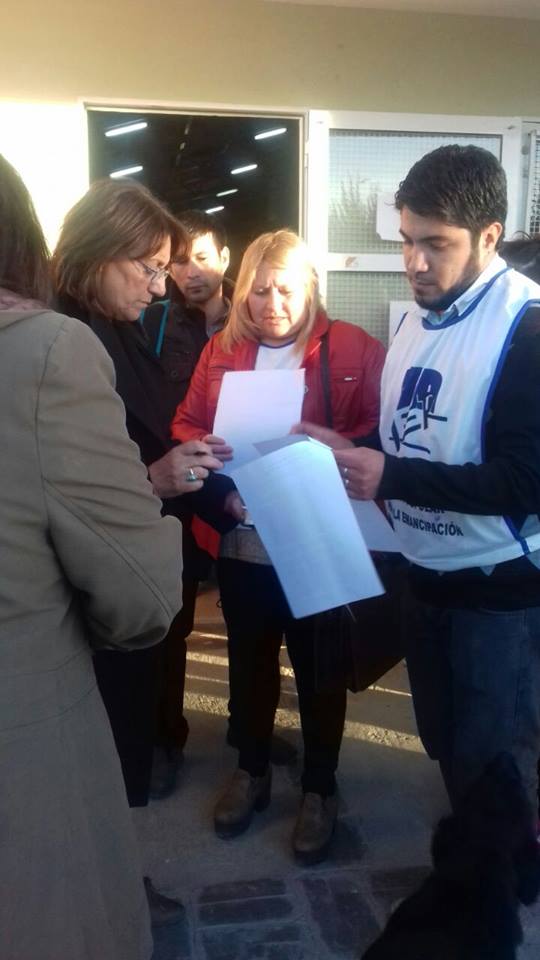 En este momento estás viendo Exigen garantías a la Ministra por acceso a la educación