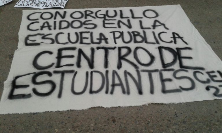 Lee más sobre el artículo Estudiantes  movilizados por condiciones edilicias