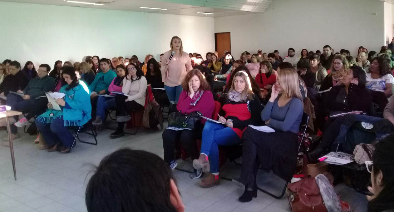 En este momento estás viendo Jornada de formación en Viedma