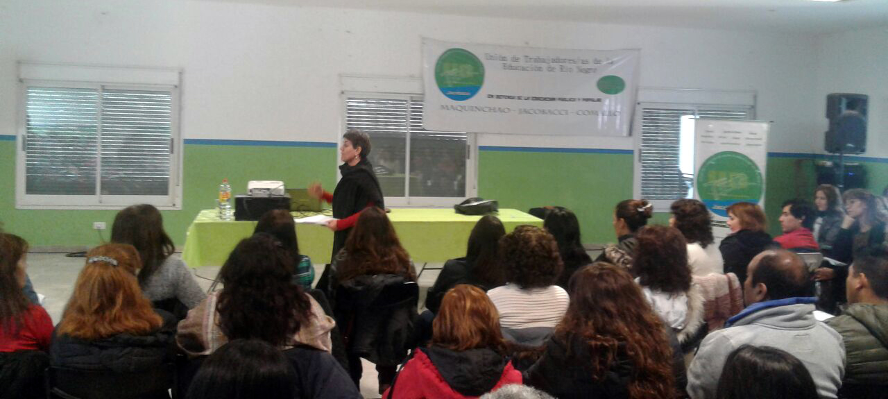 En este momento estás viendo Curso de formación pedagógica y sindical en Jacobacci