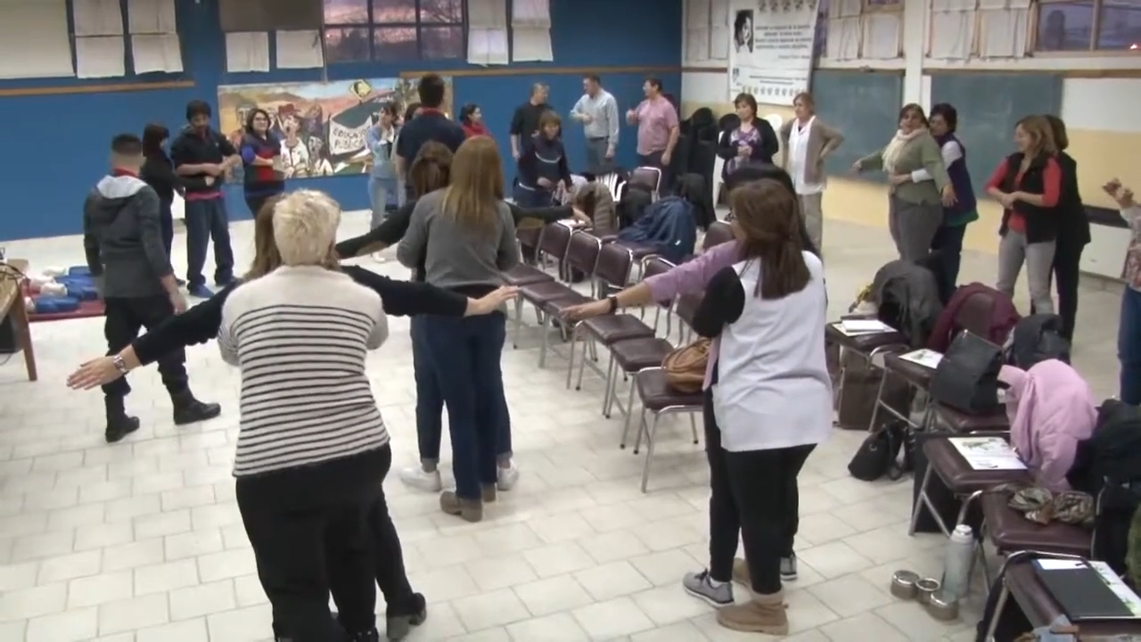 En este momento estás viendo Jornada de prevención de riesgos en la escuela en Roca-Fiske Menuco