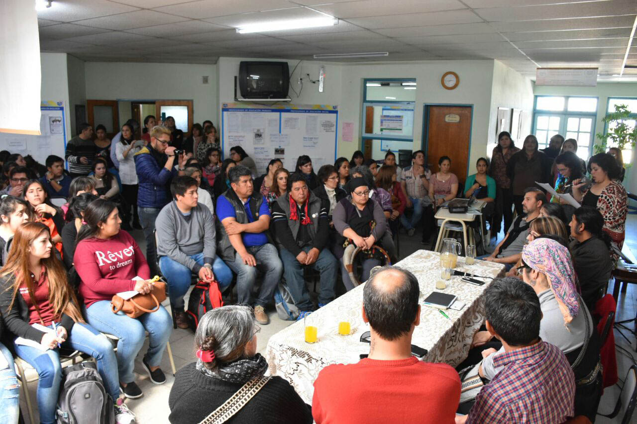 En este momento estás viendo Compañeros de UnTER en jornada intercultural