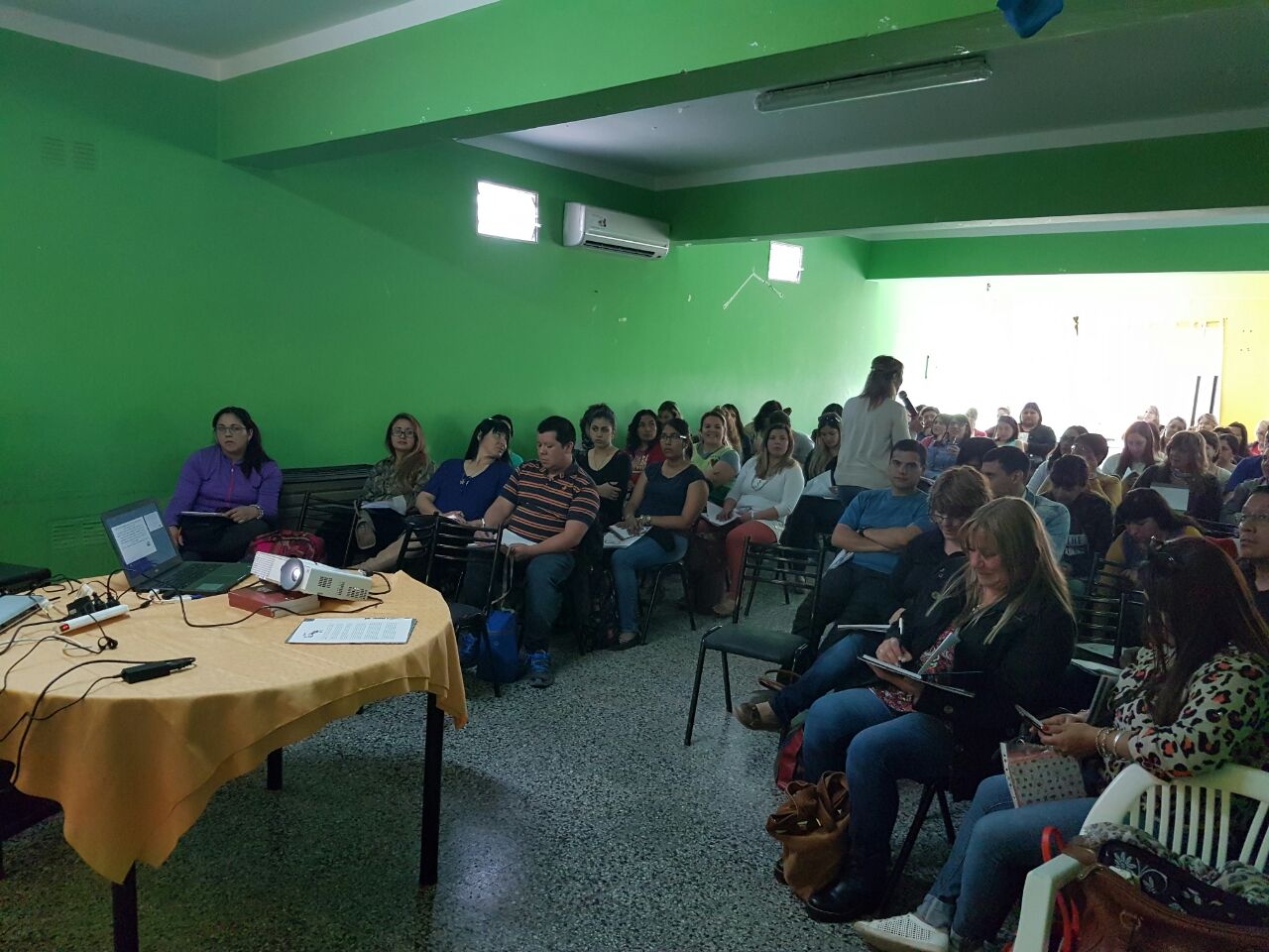 En este momento estás viendo Comunicación prelingüística en Catriel