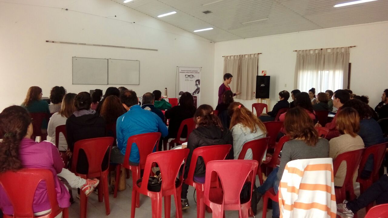 En este momento estás viendo Río Colorado: Cuerpos, géneros y (hetero) sexualidades en la cotidianeidad escolar