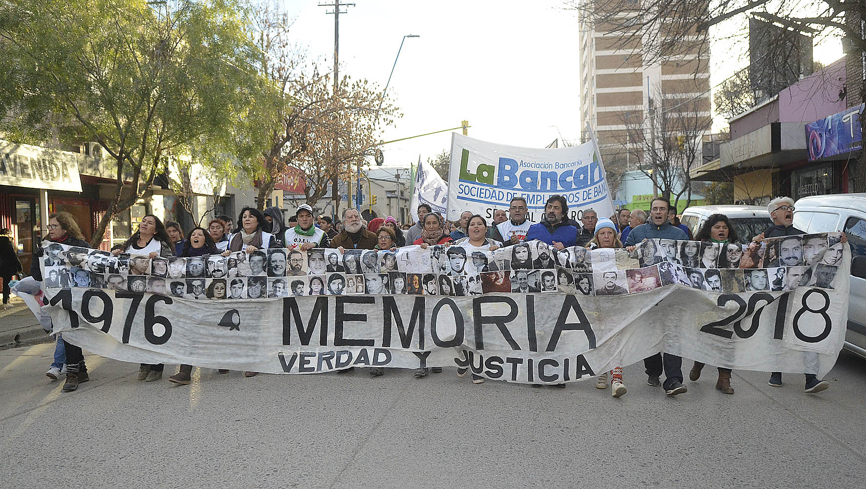 En este momento estás viendo UnTER marchó contra la militarización de la Argentina