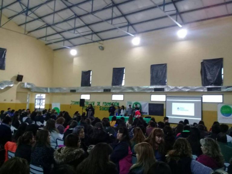 Lee más sobre el artículo Jornada-Taller ¿Puede la Escuela contribuir a la prevención del Abuso sexual contra la infancia?  en Jacobacci