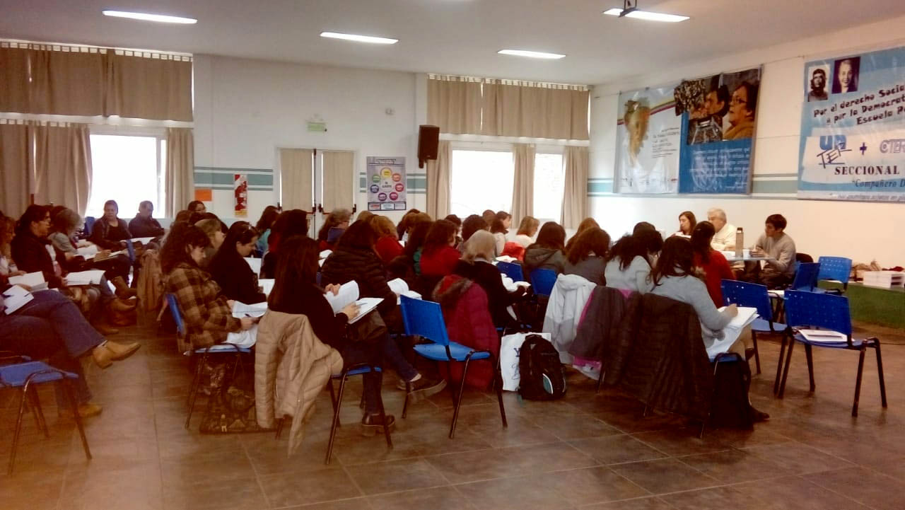 En este momento estás viendo Bariloche: Presentación nueva edición del libro sobre Legislación Educativa