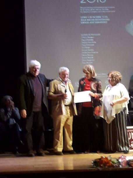 En este momento estás viendo Luis Genga recibió “Premio Trayectoria” por su aporte a la construcción de una sociedad más justa, más inclusiva y solidaria