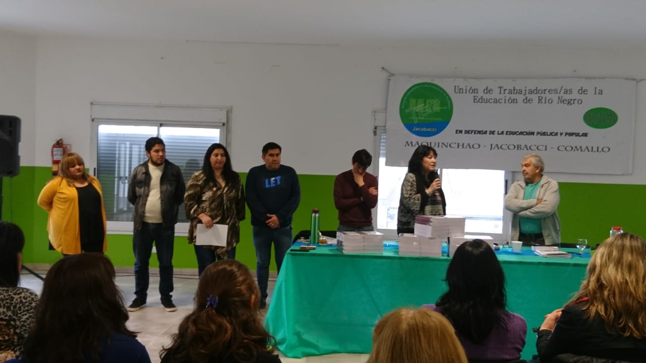 En este momento estás viendo Presentación Libro Legislación Educativa en Jacobacci