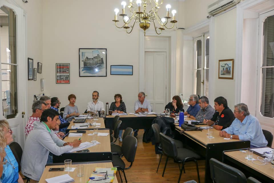 En este momento estás viendo Plenario de Secretarixs Generales de CTERA exige convocatoria a Paritaria Nacional Docente