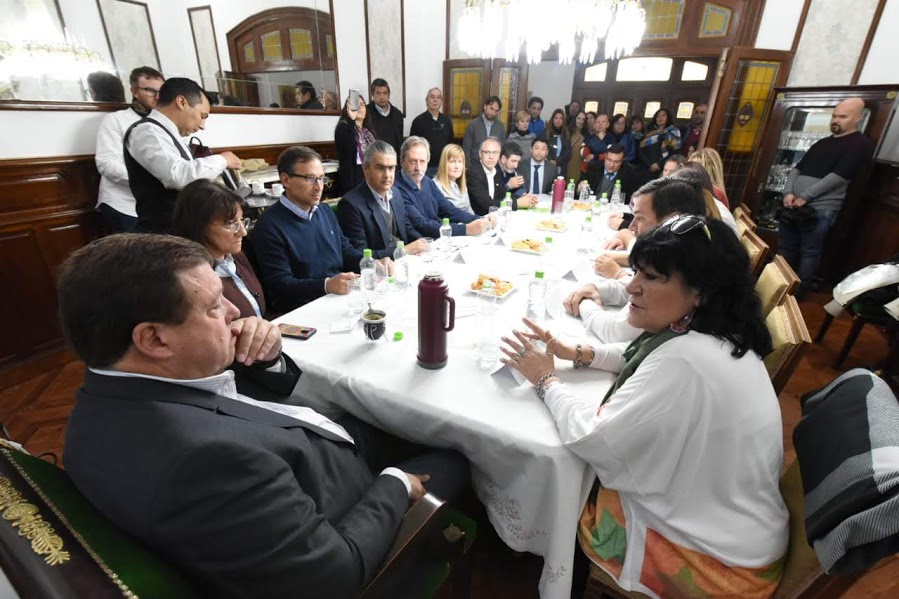 En este momento estás viendo Acto de constitución Comisión para el Fondo Habitacional Docente