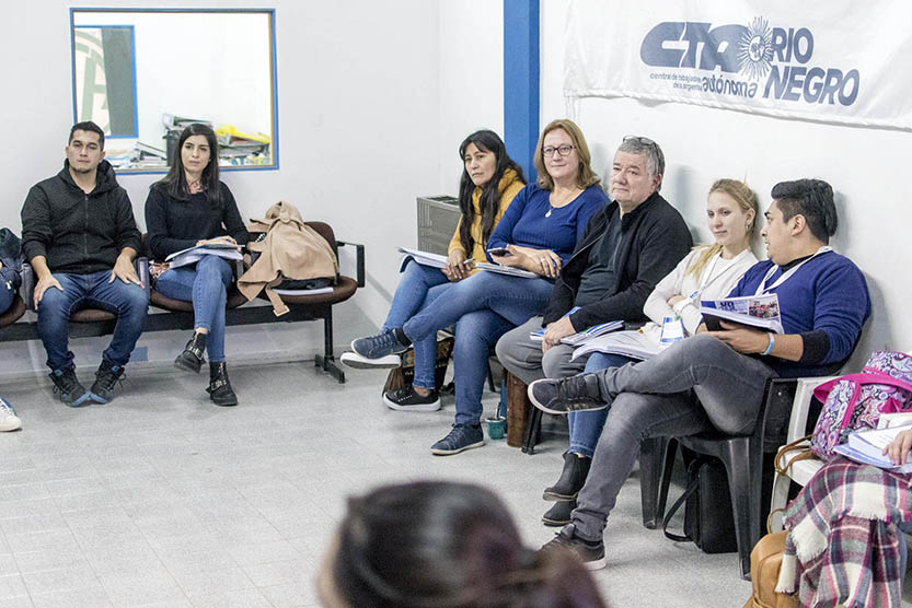 Lee más sobre el artículo Conversatorios