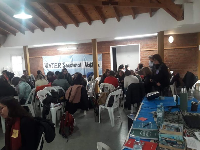 En este momento estás viendo Jornada “Conflictos en el Aula” con Telma Barreiro en Valcheta