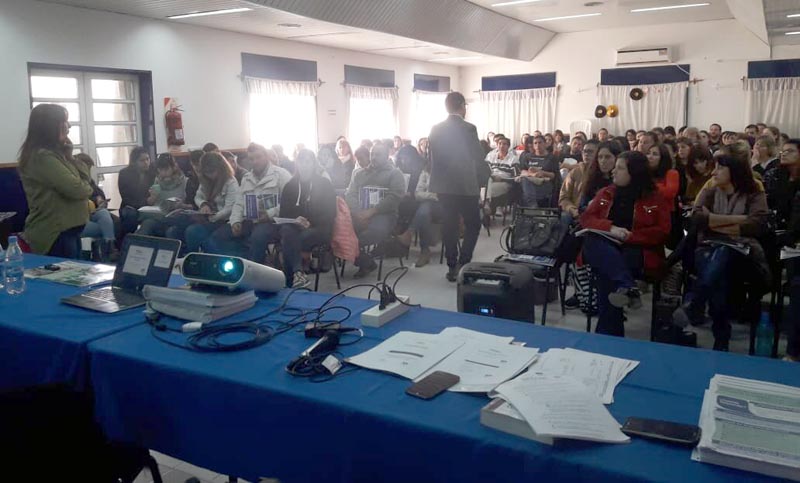 En este momento estás viendo Salud Laboral Docente y sus Contingencias en Valle Medio