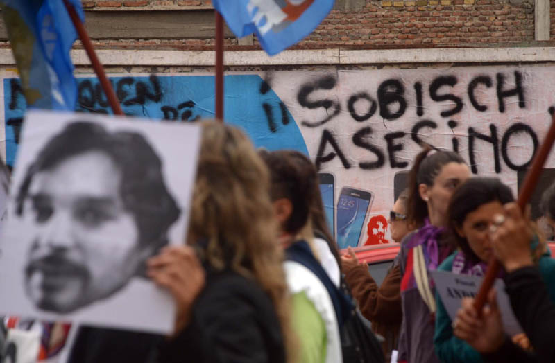 En este momento estás viendo Justicia Completa para Carlos Fuentelaba