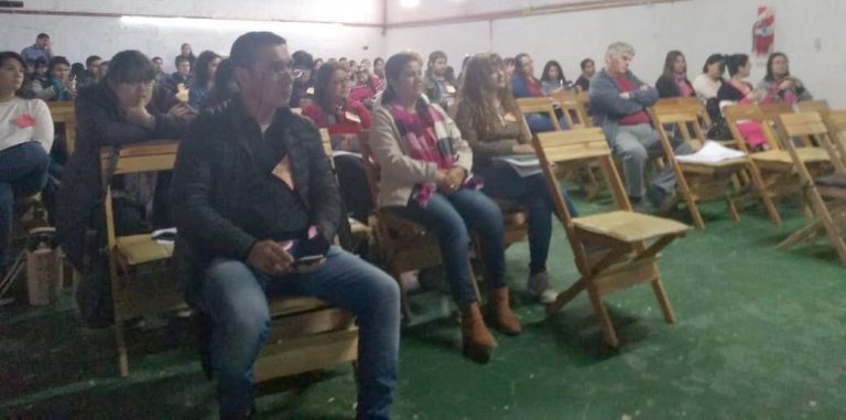 Lee más sobre el artículo Curso que aborda invariables pedagógicas en el aula, en Sierra Grande