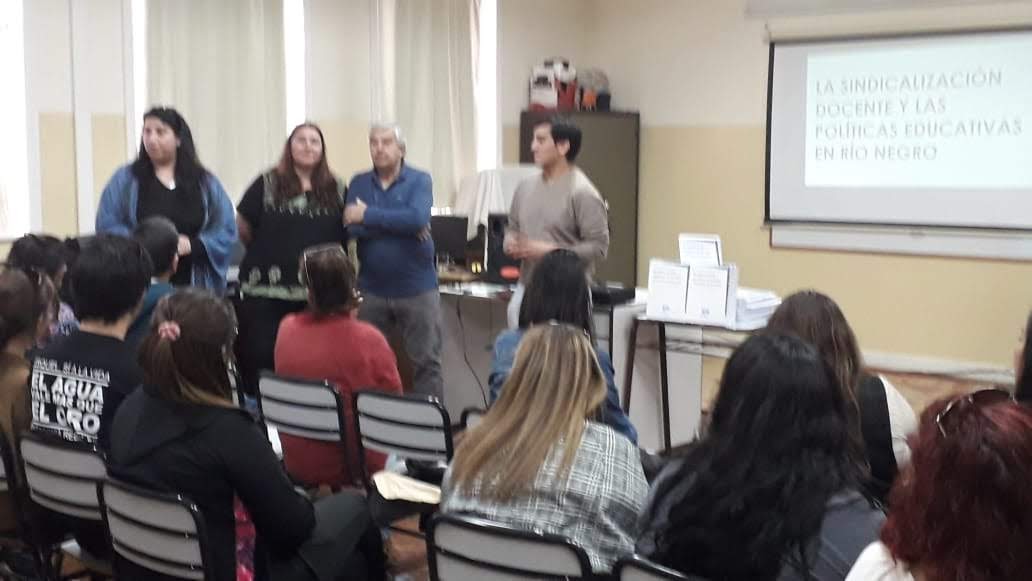 En este momento estás viendo Presentación del libro “La sindicalización docente y las políticas educativas en Río Negro”, en Jacobacci y Maquinchao