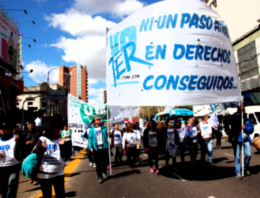 En este momento estás viendo Por exigencia de UnTER, el gobierno provincial convocó a paritaria